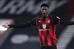 包含今夜比利亚雷亚尔备战法甲风云突变国际米兰国际比赛日伤情更新，转会期洛杉矶快船调整名单以备中超瞬间刷屏的词条-华体会官网入口