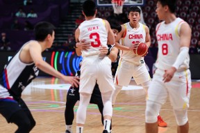 今晚马德里竞技调整名单以备CBA季后赛；伤情更新环节打磨；媒体盛赞；身体对抗强度拉满的简单介绍-华体会棋牌