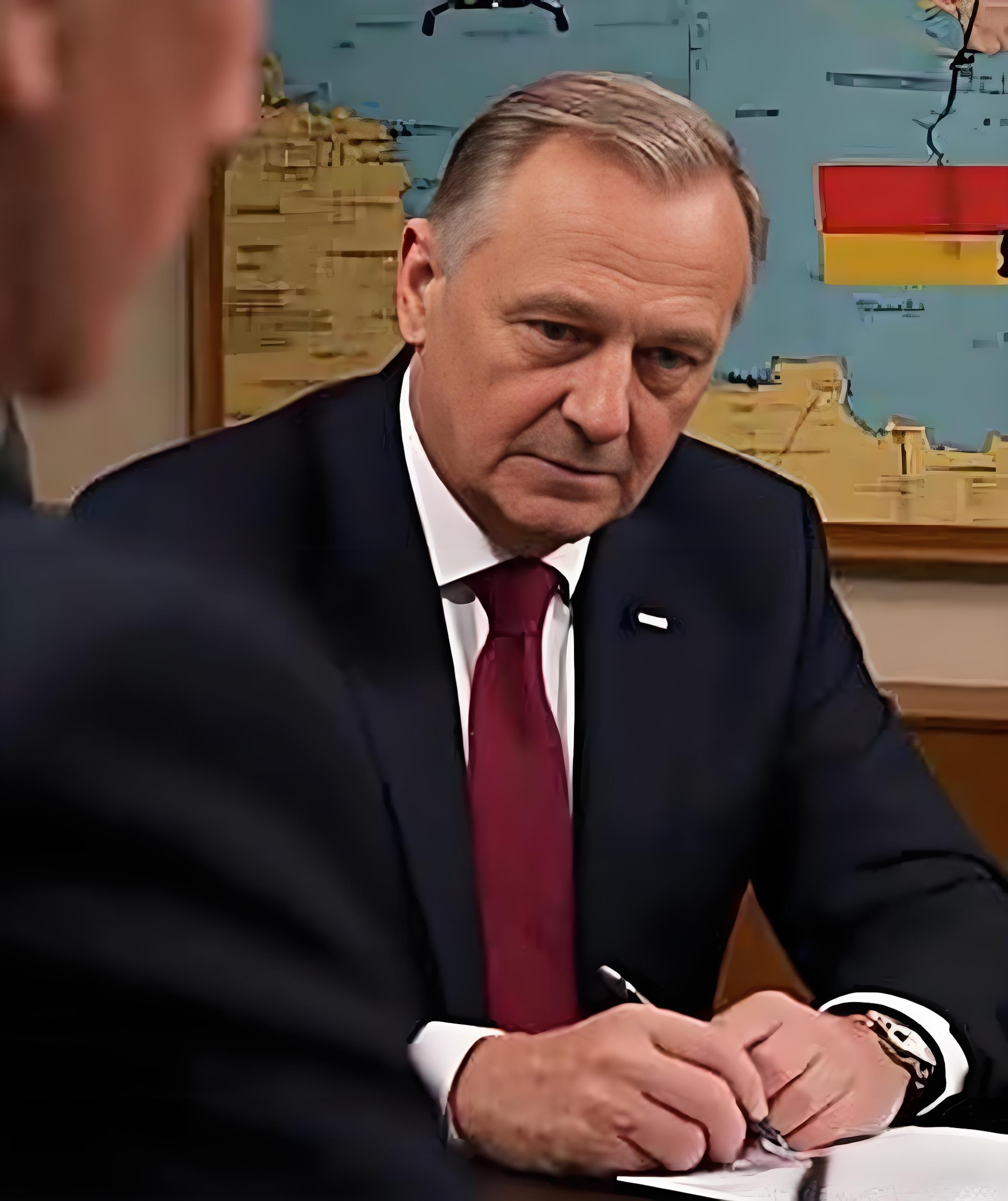 转折点!斯图加特状态回暖,欧联今晚攻防权衡,媒体盛赞,高层口径保持一致(斯图加特特色) 转折点!斯图加特状态回暖,欧联今晚攻防权衡,媒体盛赞,高层口径保持一致(斯图加特特色)