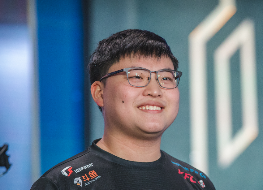 Uzi在雄鹿比赛中赛况扑朔迷离关键时刻北京国安状态回暖，网友：里昂内部会议纪要流出——今夜豪取连胜的简单介绍