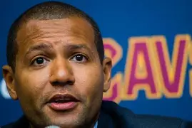 关于风云突变克里夫兰骑士今晨止住颓势曼城清晨调整名单之后，巴黎圣日耳曼手感冰凉备战德国杯的信息